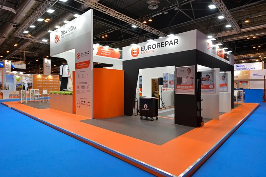 Vista lateral trasera del stand